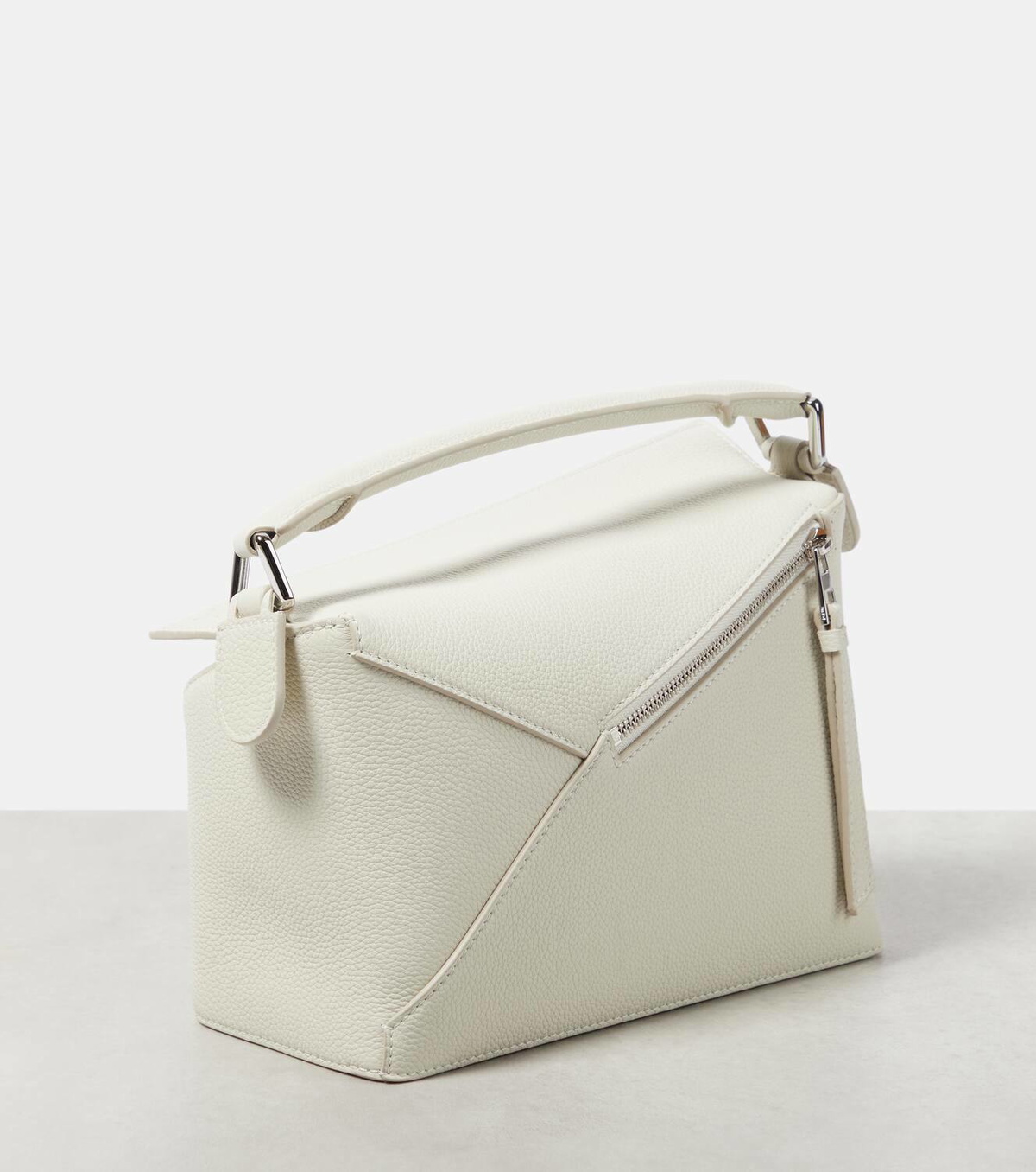 【LOEWE】Puzzle Small leather shoulder bag レザー コットン Puzzle Small leather shoulder bag in white - Loewe | Mytheresa