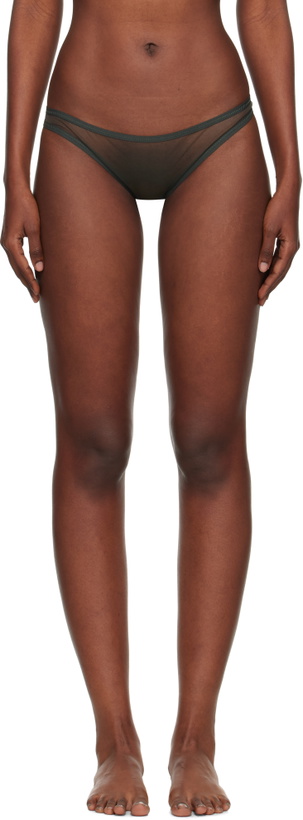 Photo: Yasmine Eslami Khaki Jeanne Briefs
