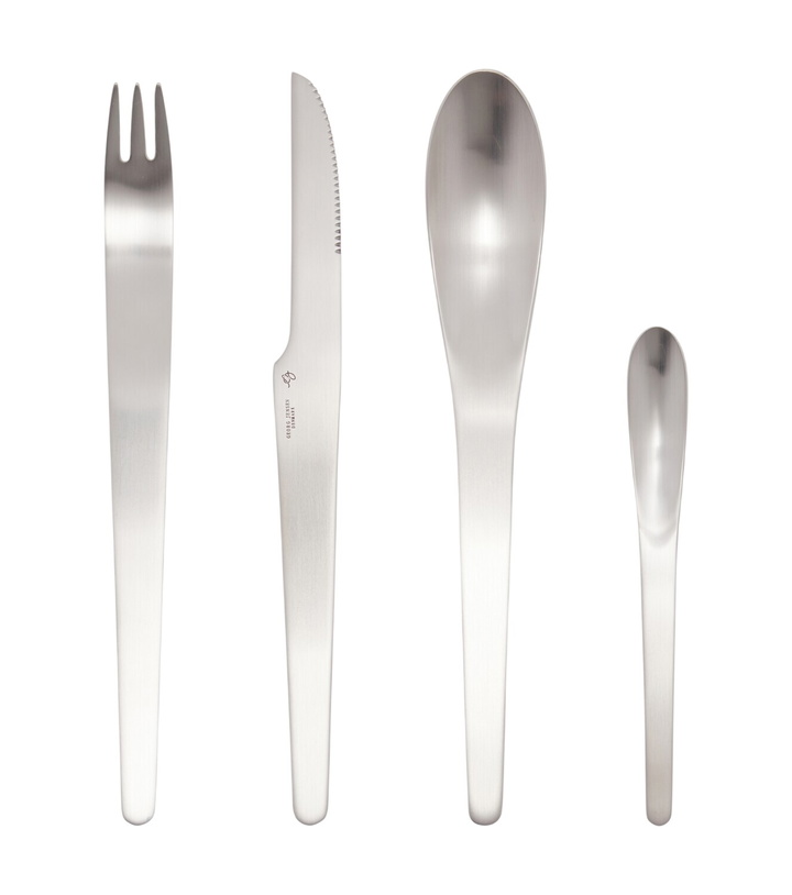 Photo: Georg Jensen 16-piece cutlery set by Arne Jacobsen