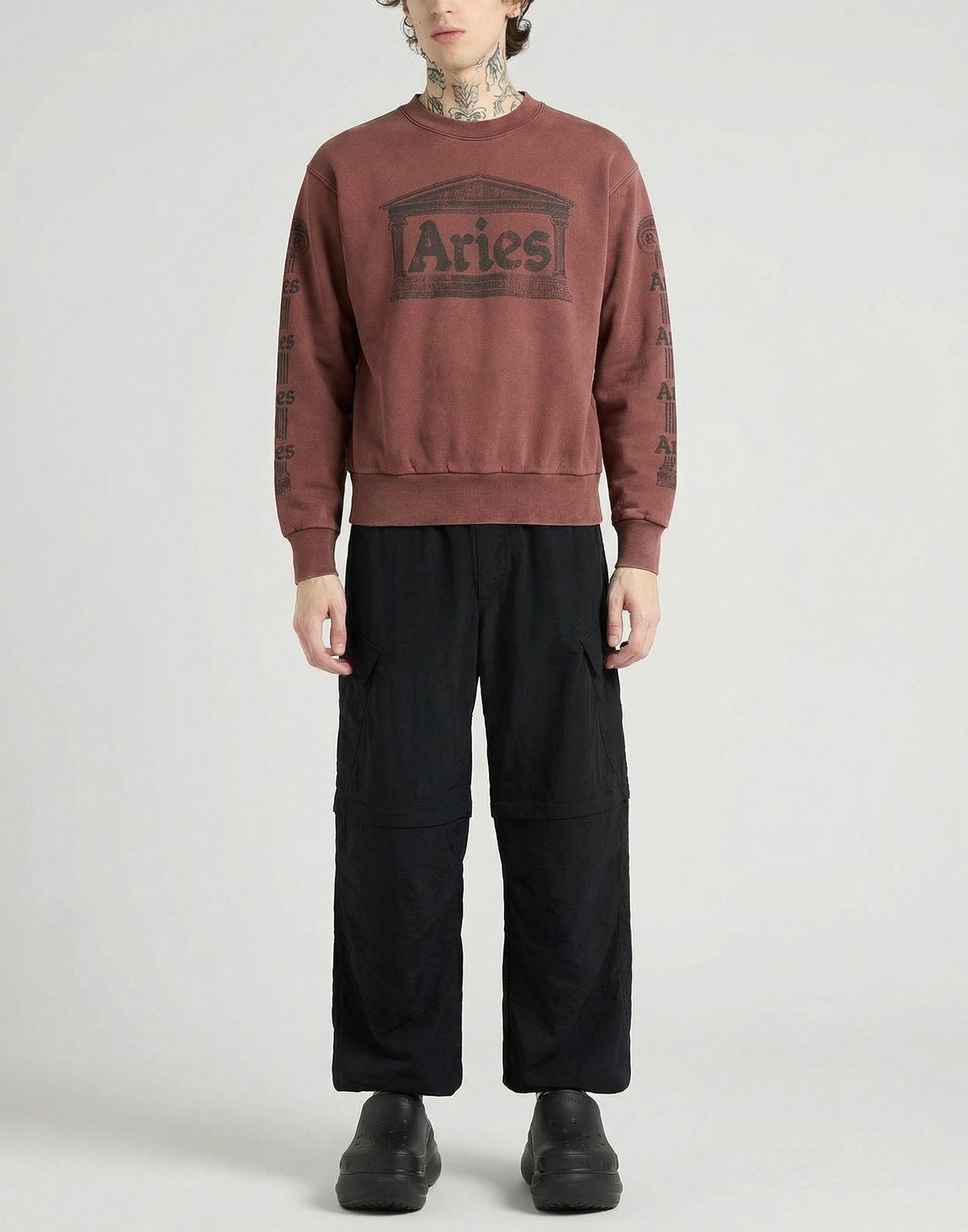 Aries Mens Sweatshirt Chocolate in Brown