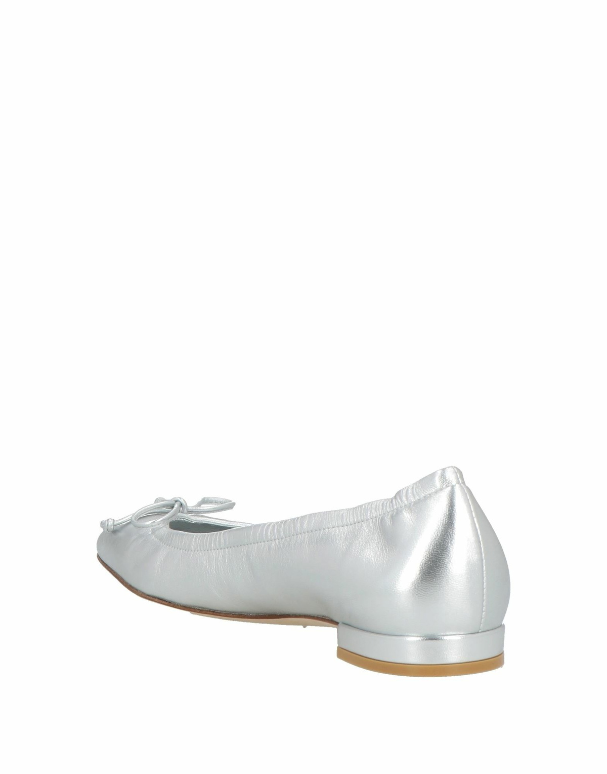 Stuart Weitzman Womens Ballet flats in Silver