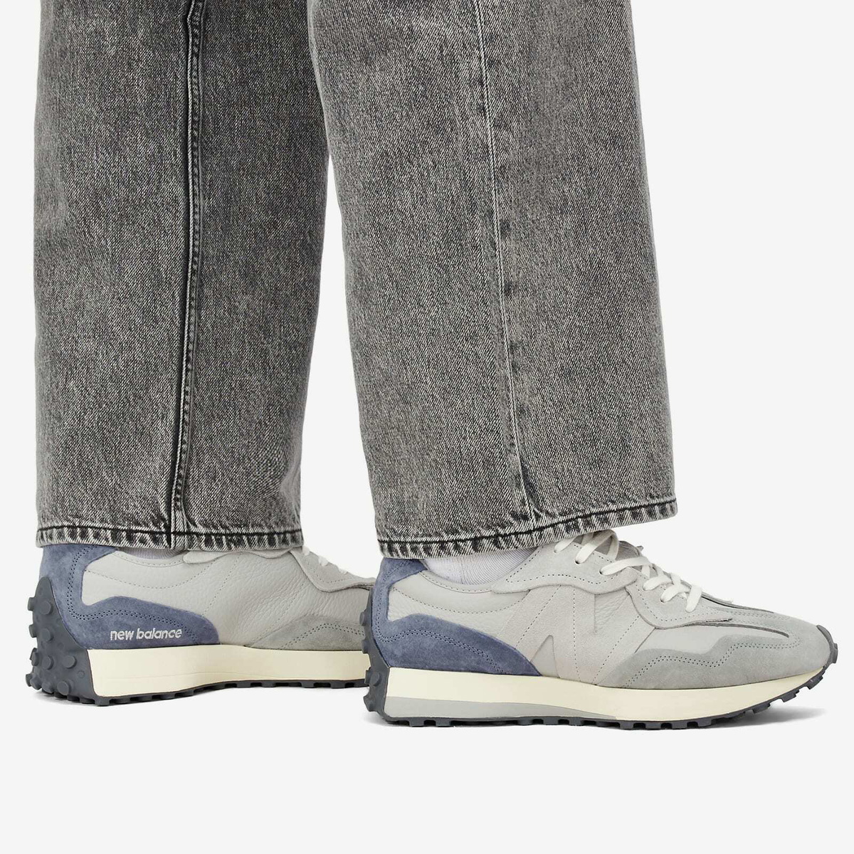 New Balance U327WGC Sneakers in Slate Grey New Balance