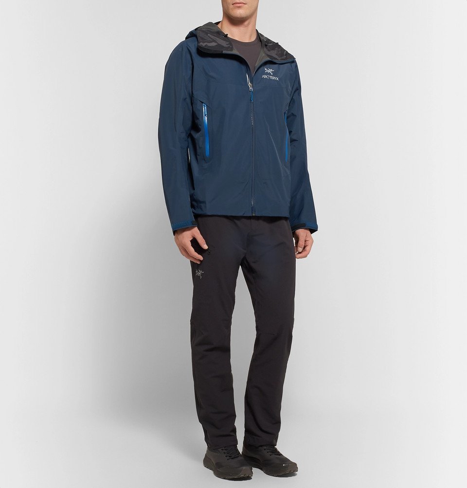 Arc'teryx - Beta SL GORE-TEX Hooded Jacket - Men - Navy Arc'teryx