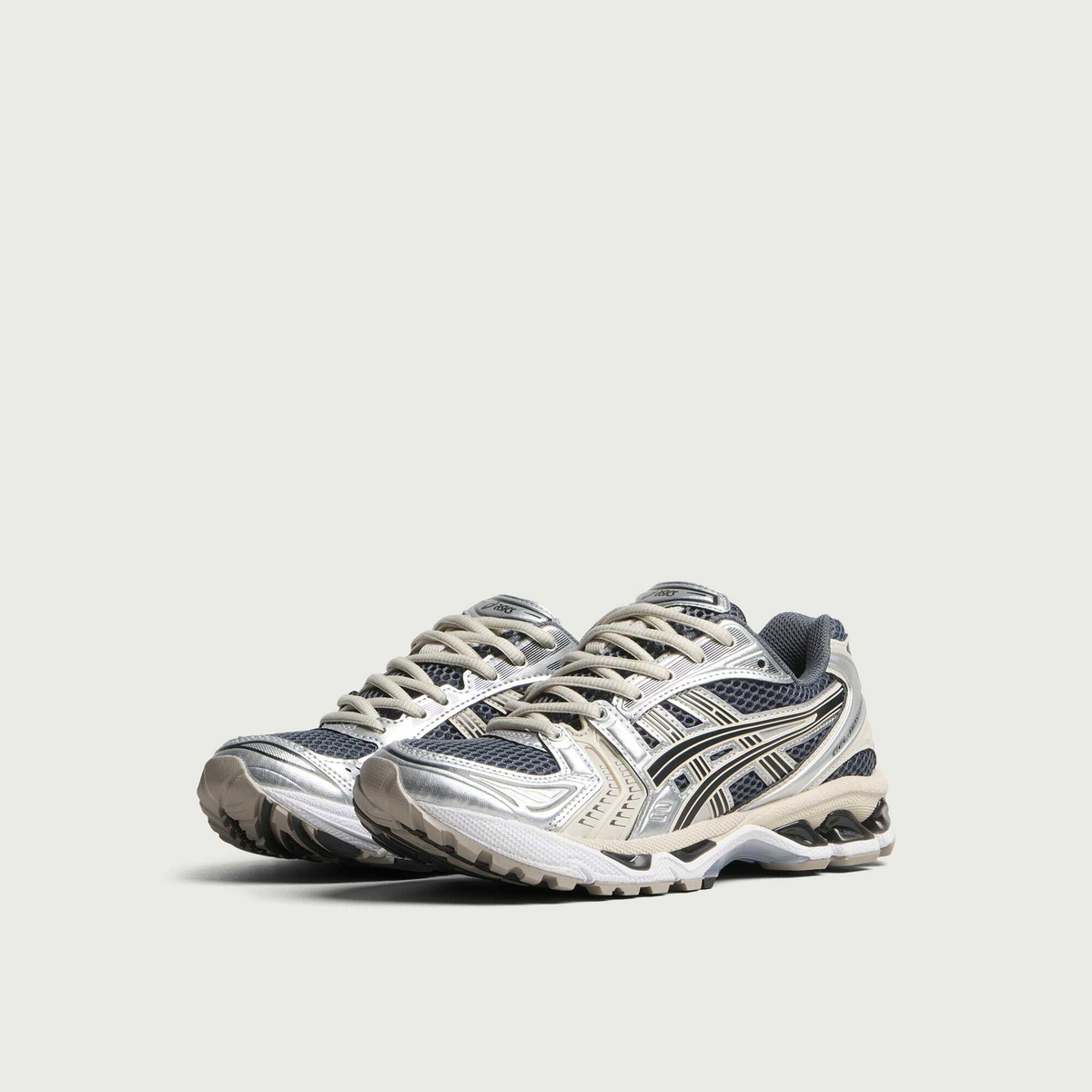 Asics GEL-KAYANO 14 Sneaker in Carrier Grey/Black