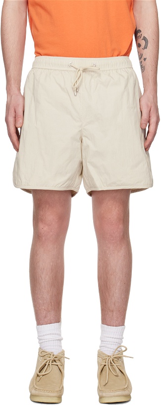 Photo: FRAME Off-White Padded Shorts