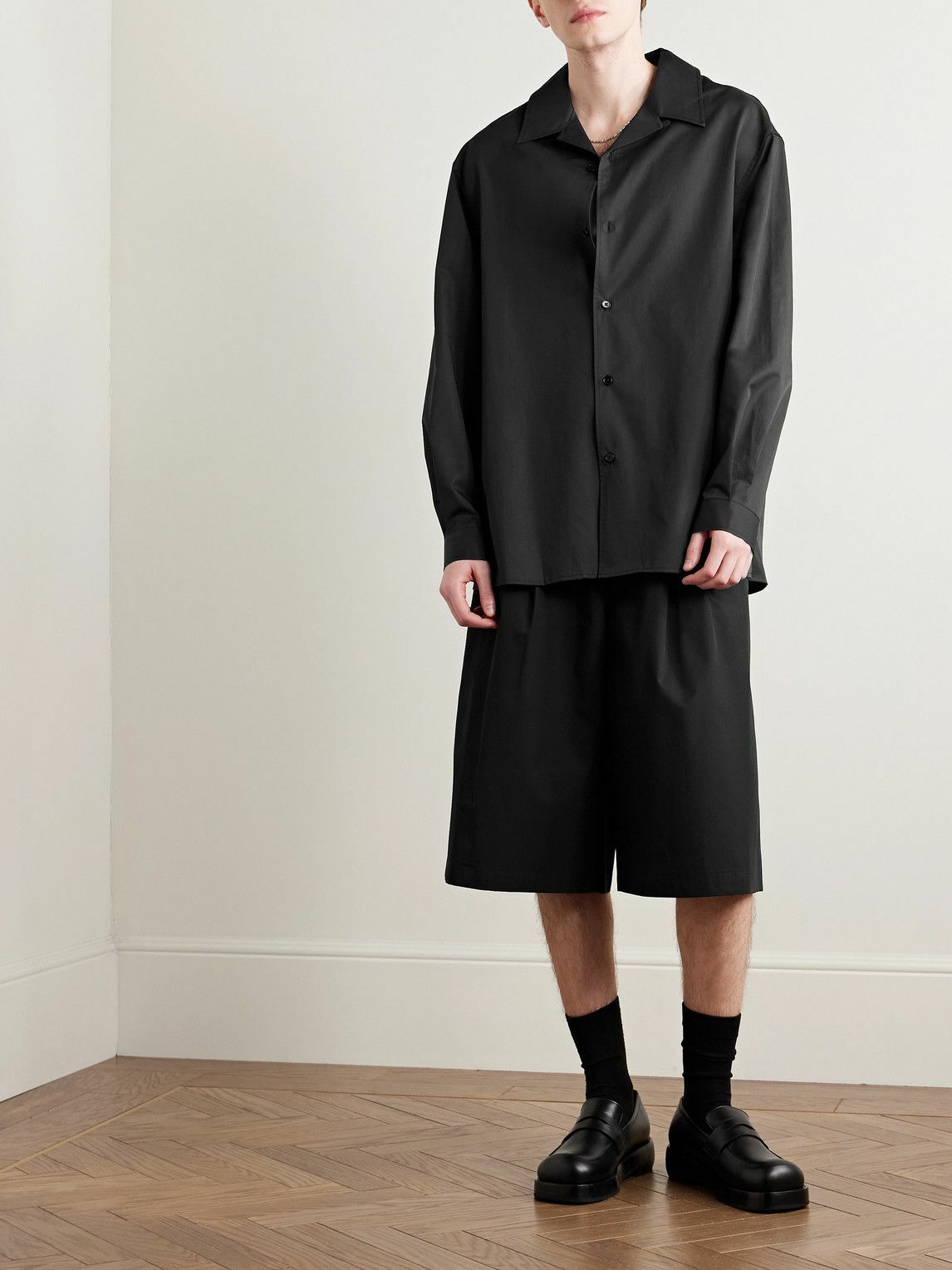 Amomento - Wide-Leg Pleated Cotton-Poplin Shorts - Black