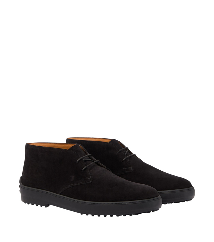 Photo: Tod's Suede desert boots