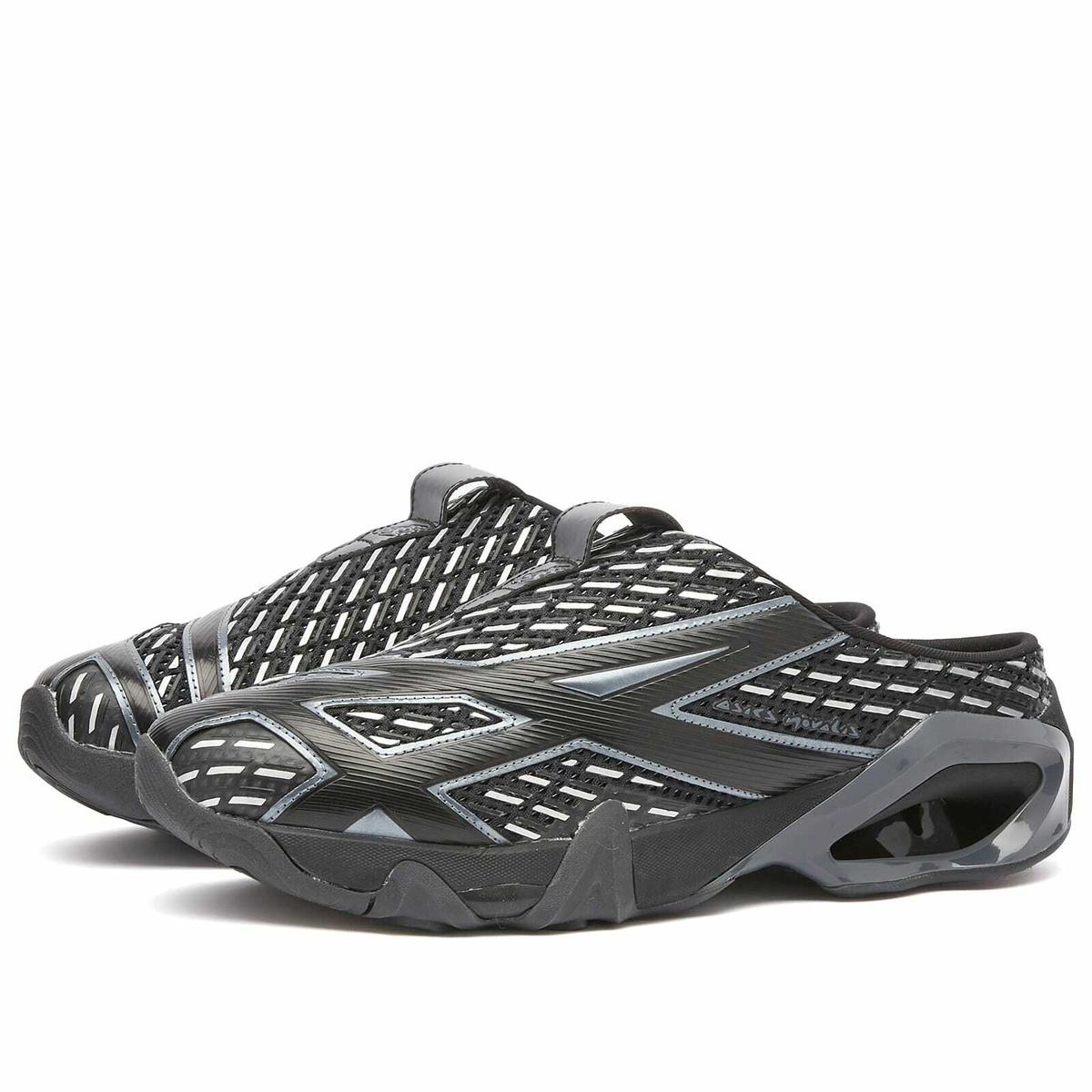 Asics Novalis Gel-Styrax Sneakers in Obsidian Black/Pure Asics Novalis Gel-Styrax Sneakers in Obsidian Black/Pure