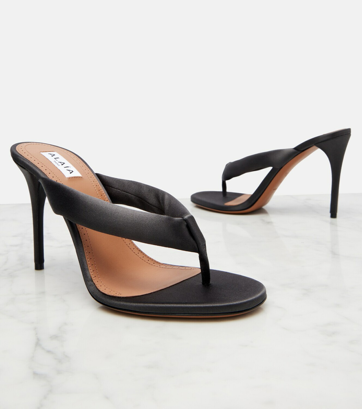 Alaïa Padded thong sandals