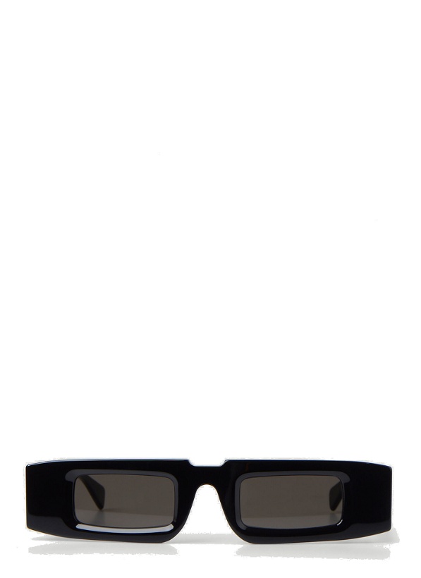 Photo: X5 Sunglasses in Black
