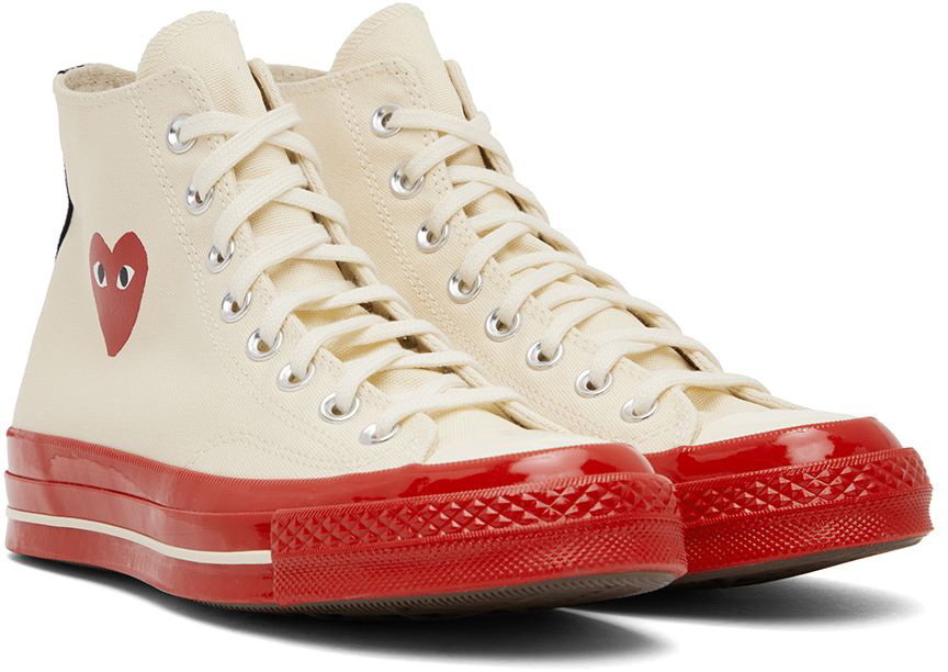 COMME des GARÇONS PLAY Off-White & Red Converse Edition Chuck 70 Sneakers