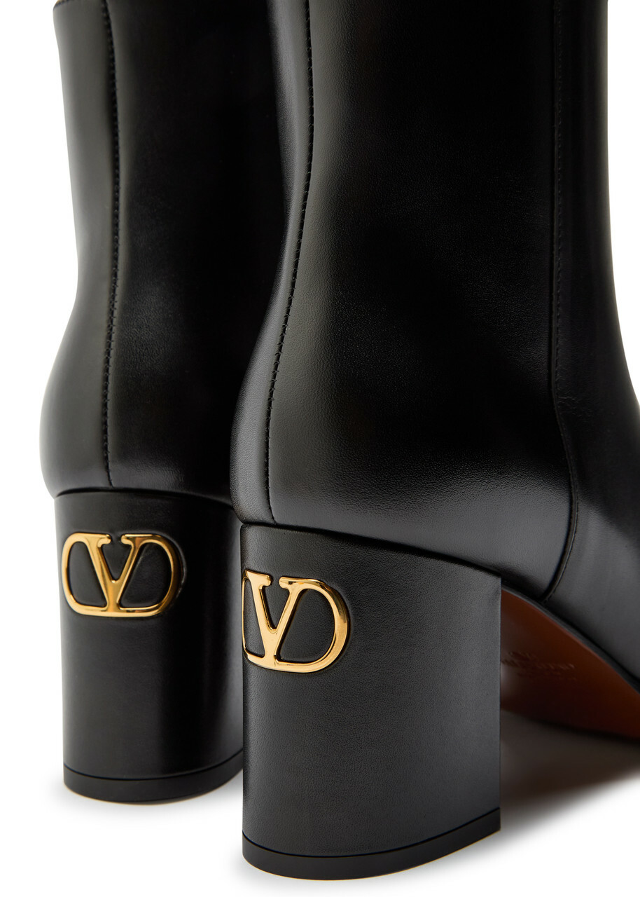 Valentino Garavani Fawcette Vlogo Leather Ankle Boots Black