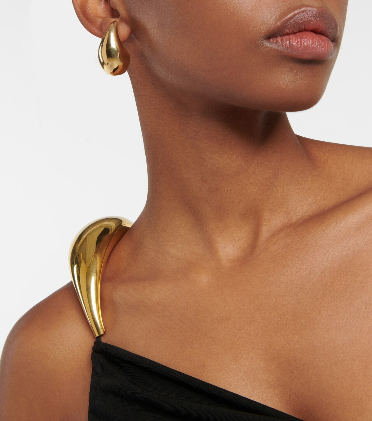 Bottega selling Veneta gold earrings