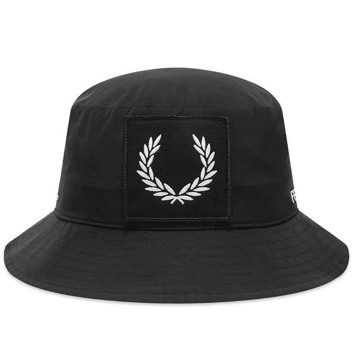 Photo: Fred Perry Authentic Laurel Wreath Bucket Hat