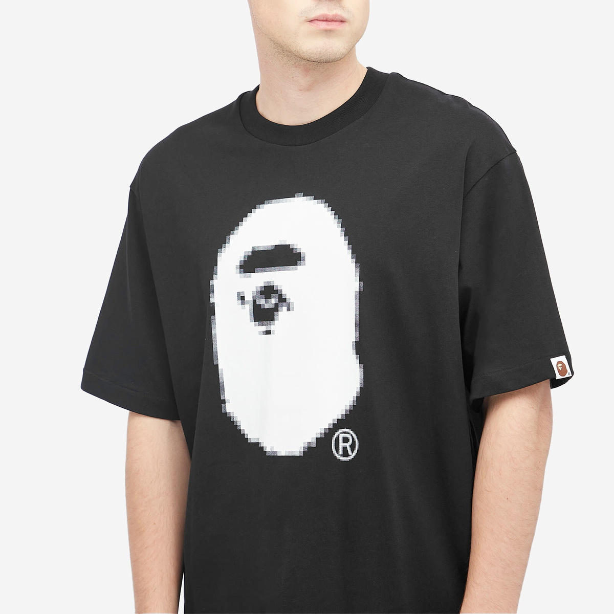トップス A BATHING APE A Bathing Ape Men's Pixel Ape Head T-Shirt in Black A Bathing Ape