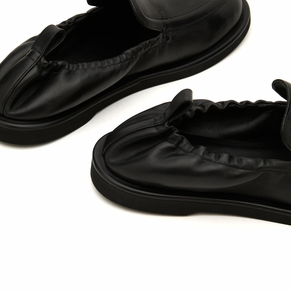 Studio Nicholson Men's Donovan Leather Elastic Back Loafer in Black
