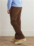 Drake's - Straight-Leg Pleated Cotton-Corduroy Trousers - Brown