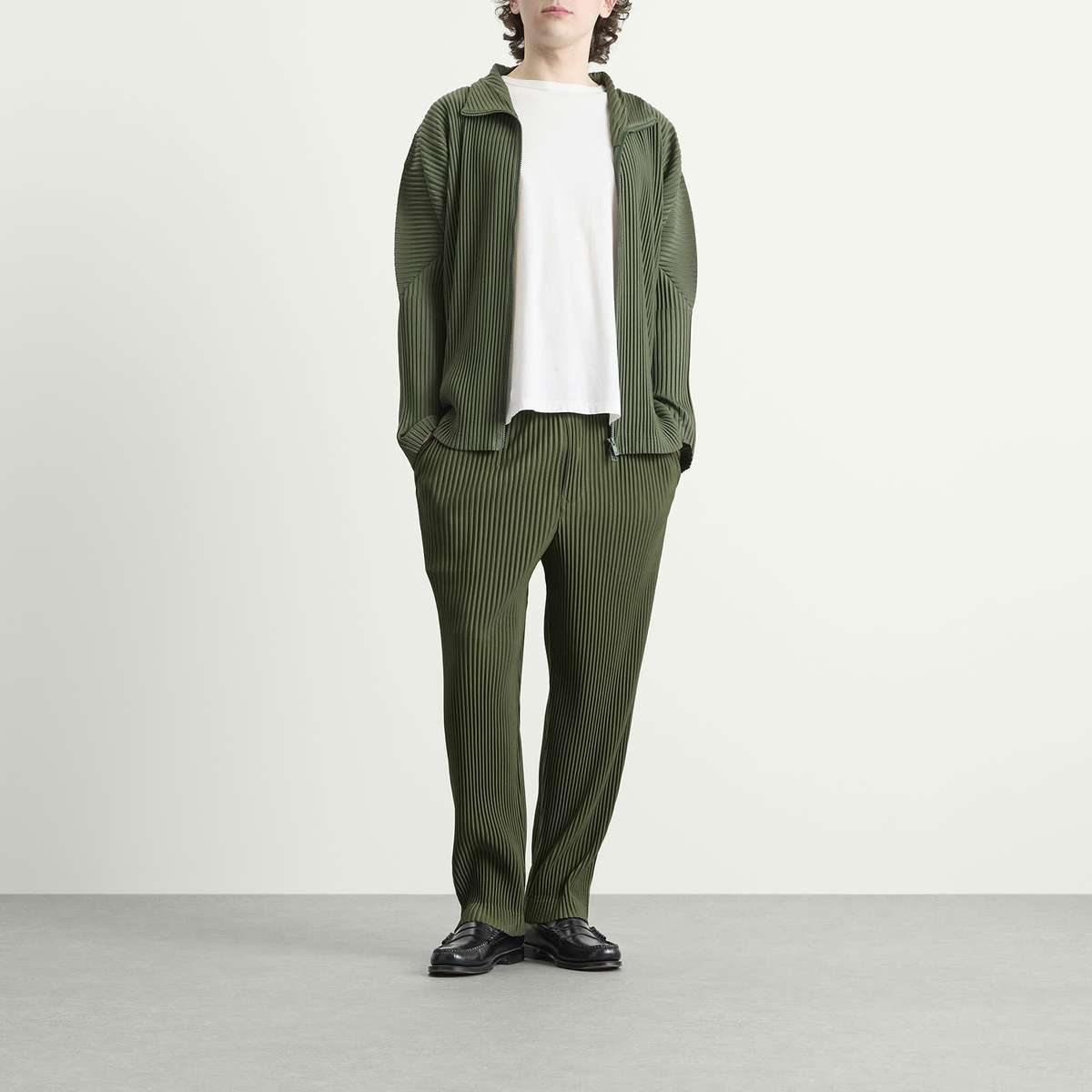 Homme Plissé Issey Miyake Men's Pleat Pant in Duomo Door Green