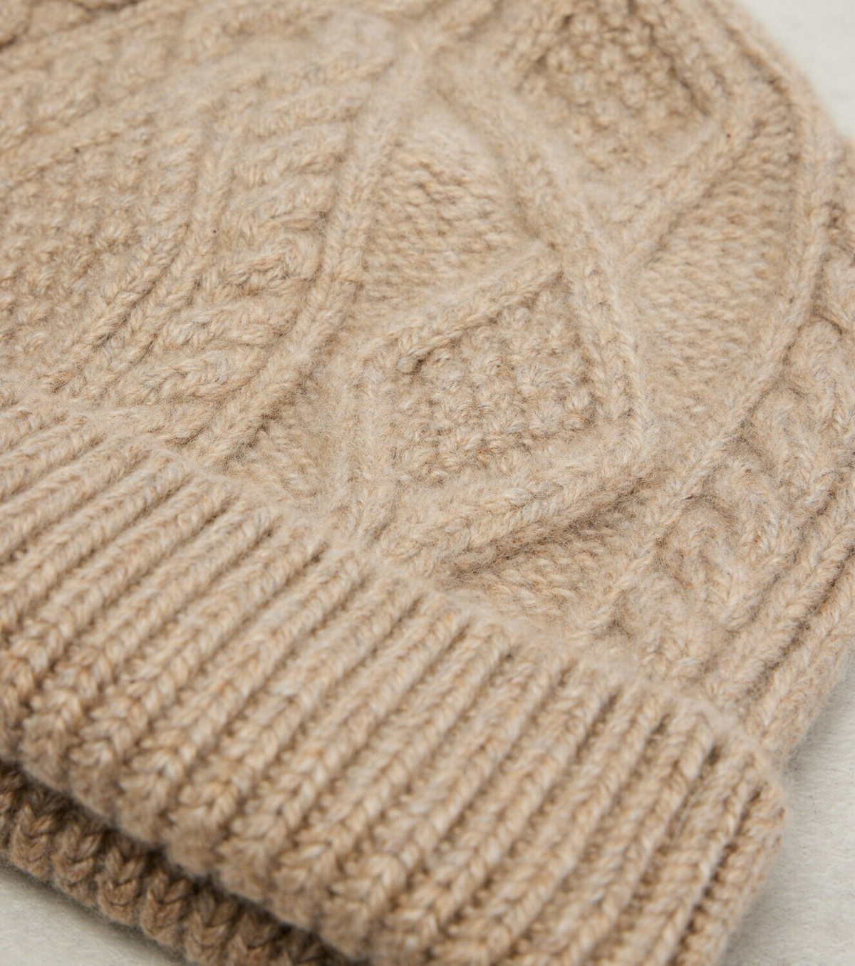Loro Piana Cable-knit cashmere beanie