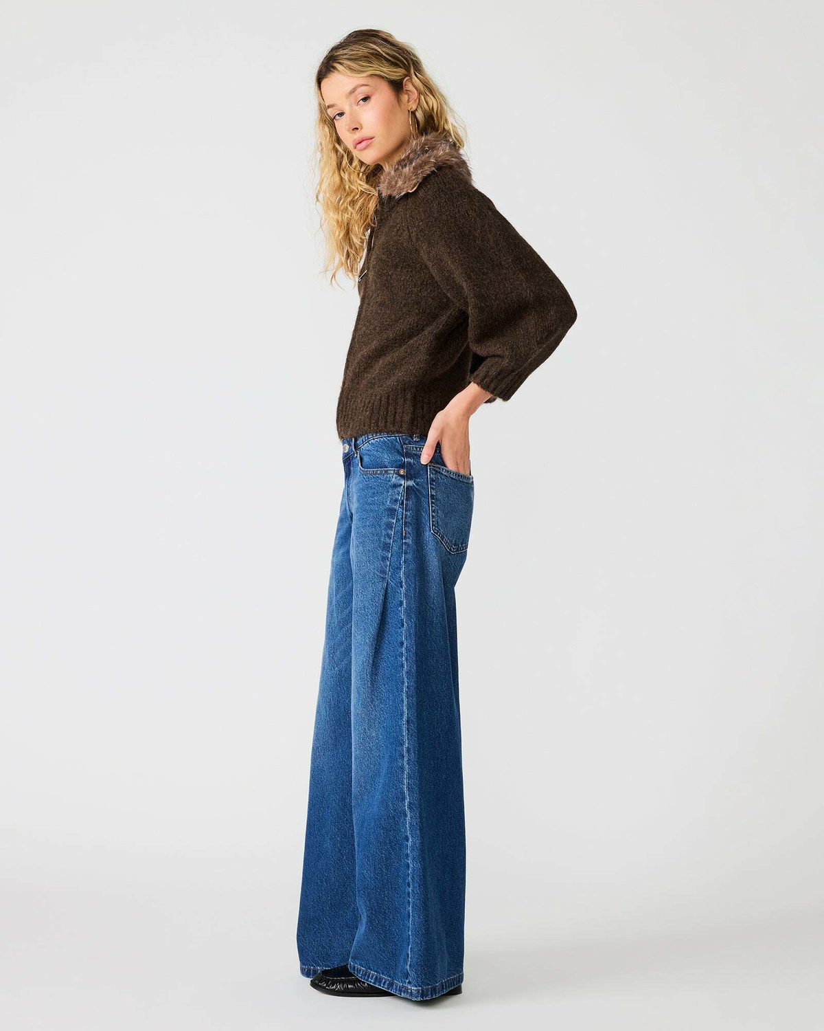 Steve Madden Odessa Sweater in Espresso