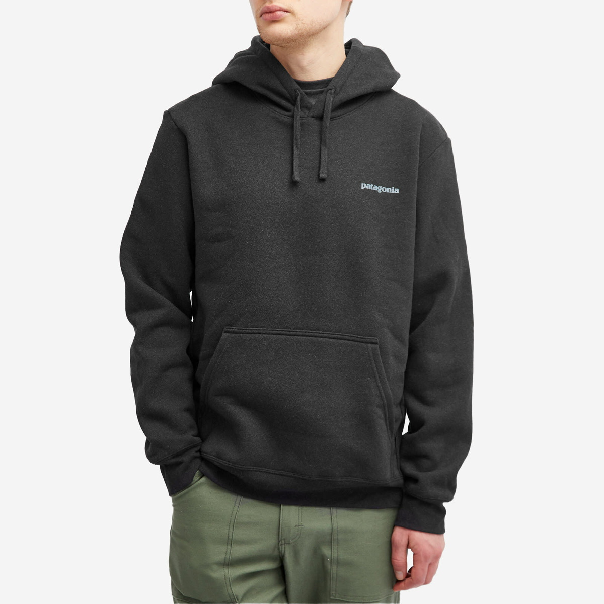 Patagonia Men's Fitz Roy Icon Uprisal Hoodie in Ink Black