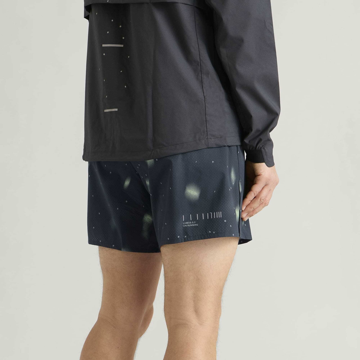 ON Men's Performance Shorts Lumos in Black