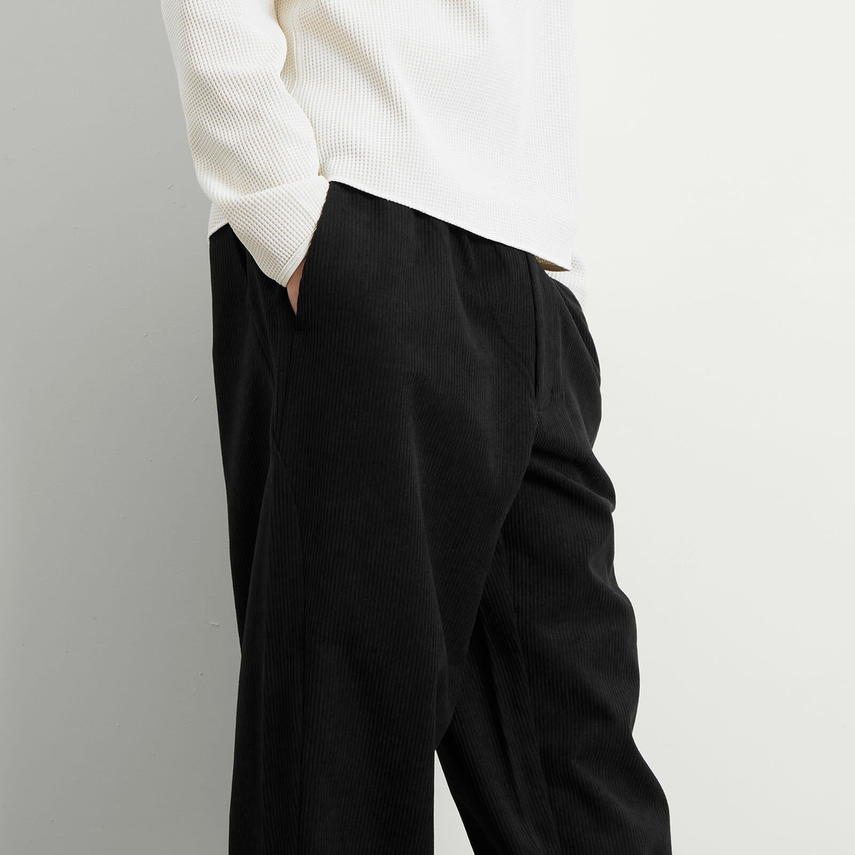 Goldwin Men's Fine Wale Corduroy Straight Trousers in Black