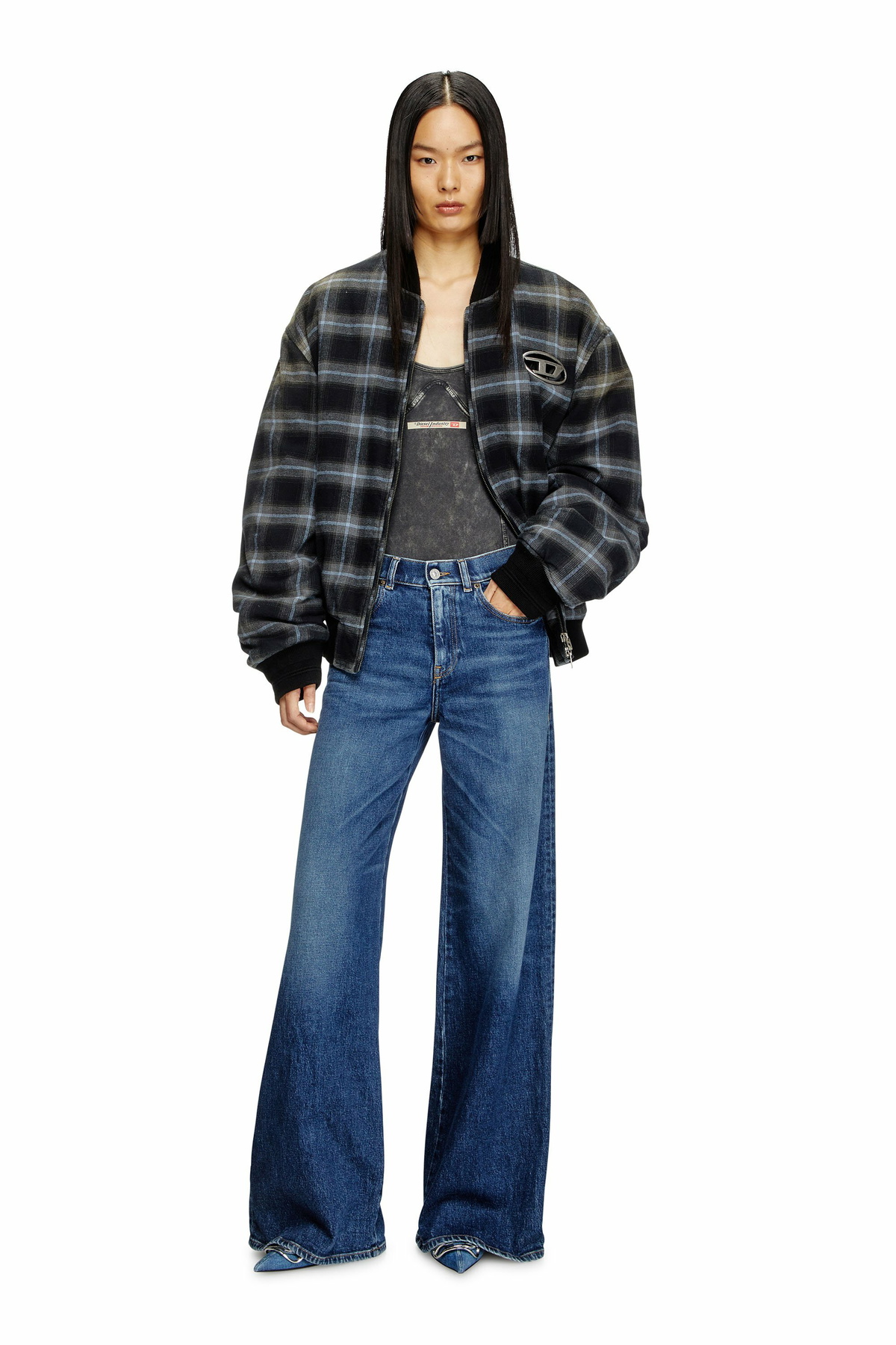 DIESEL Flare Jeans 1978 D-Akemi 09l21