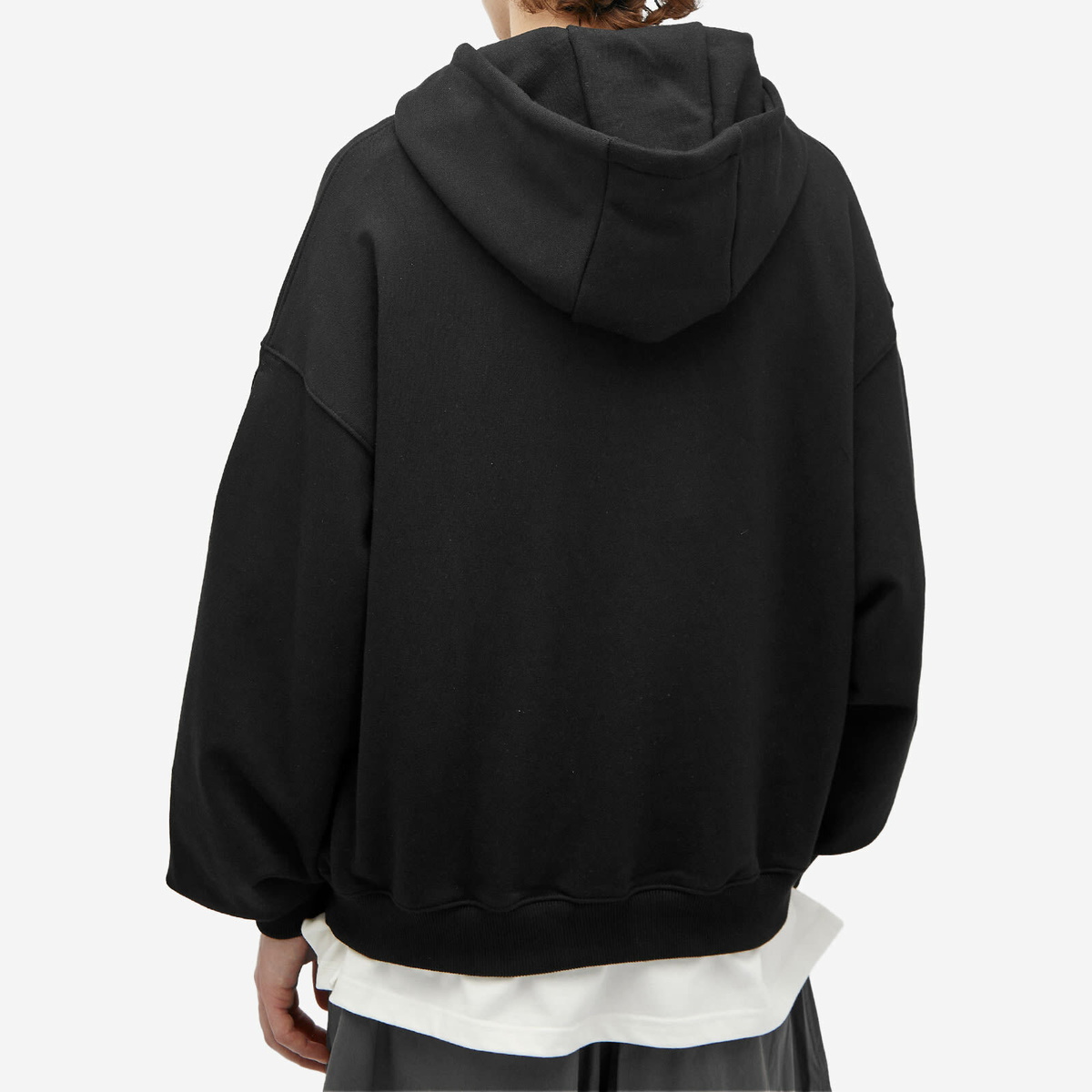 Anglan Men's Valley Tuck Balloon Hoodie in Black