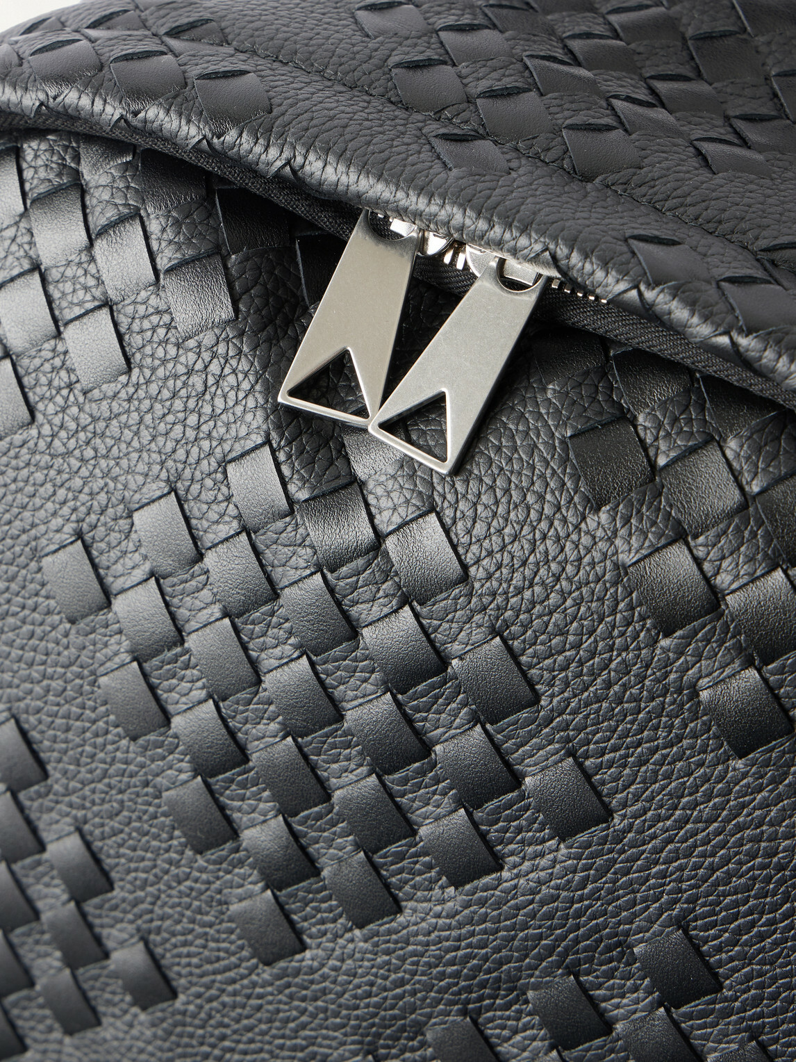 Bottega Veneta - Diamonds Dover Classic Intrecciato Leather Backpack