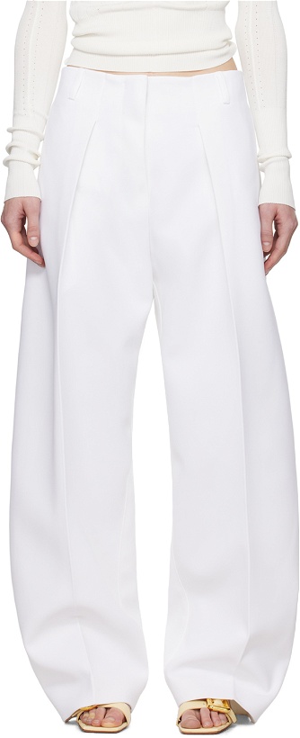Photo: JACQUEMUS White Les Sculptures 'Le pantalon Ovalo' Trousers