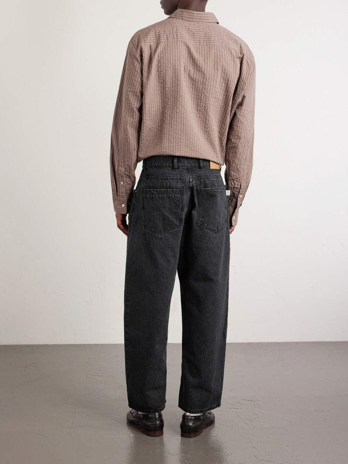 A Kind Of Guise - Straight-Leg Pleated Organic Jeans - Gray