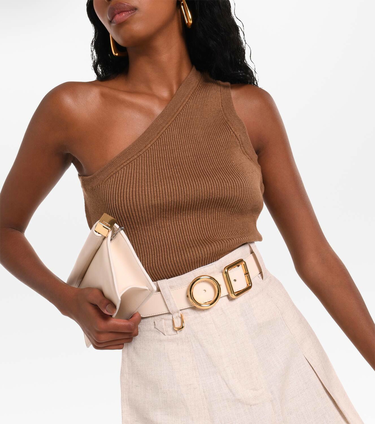 【関税＆送料込み】Jacquemus Belt La Ceinture Regalo La Ceinture Regalo leather belt in black - Jacquemus | Mytheresa