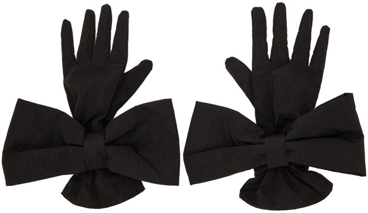 Photo: Shushu/Tong SSENSE Exclusive Black Bow Gloves