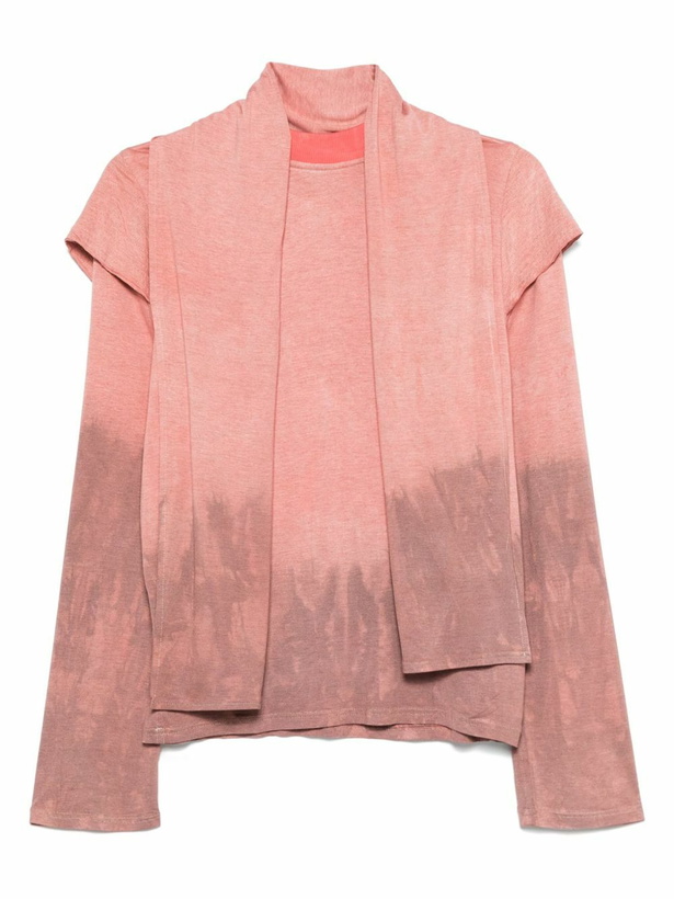 Photo: Charlie Constantinou Built-In-Scarf T-Shirt
