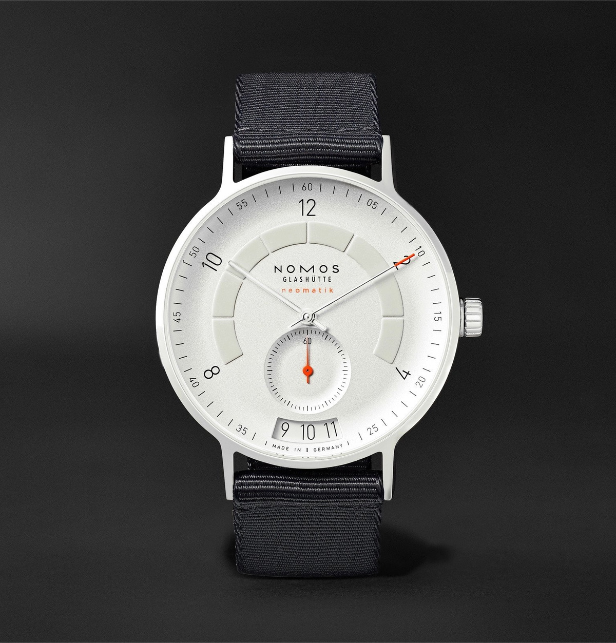 NOMOS Glash tte Autobahn Neomatik Datum Automatic 41mm Stainless