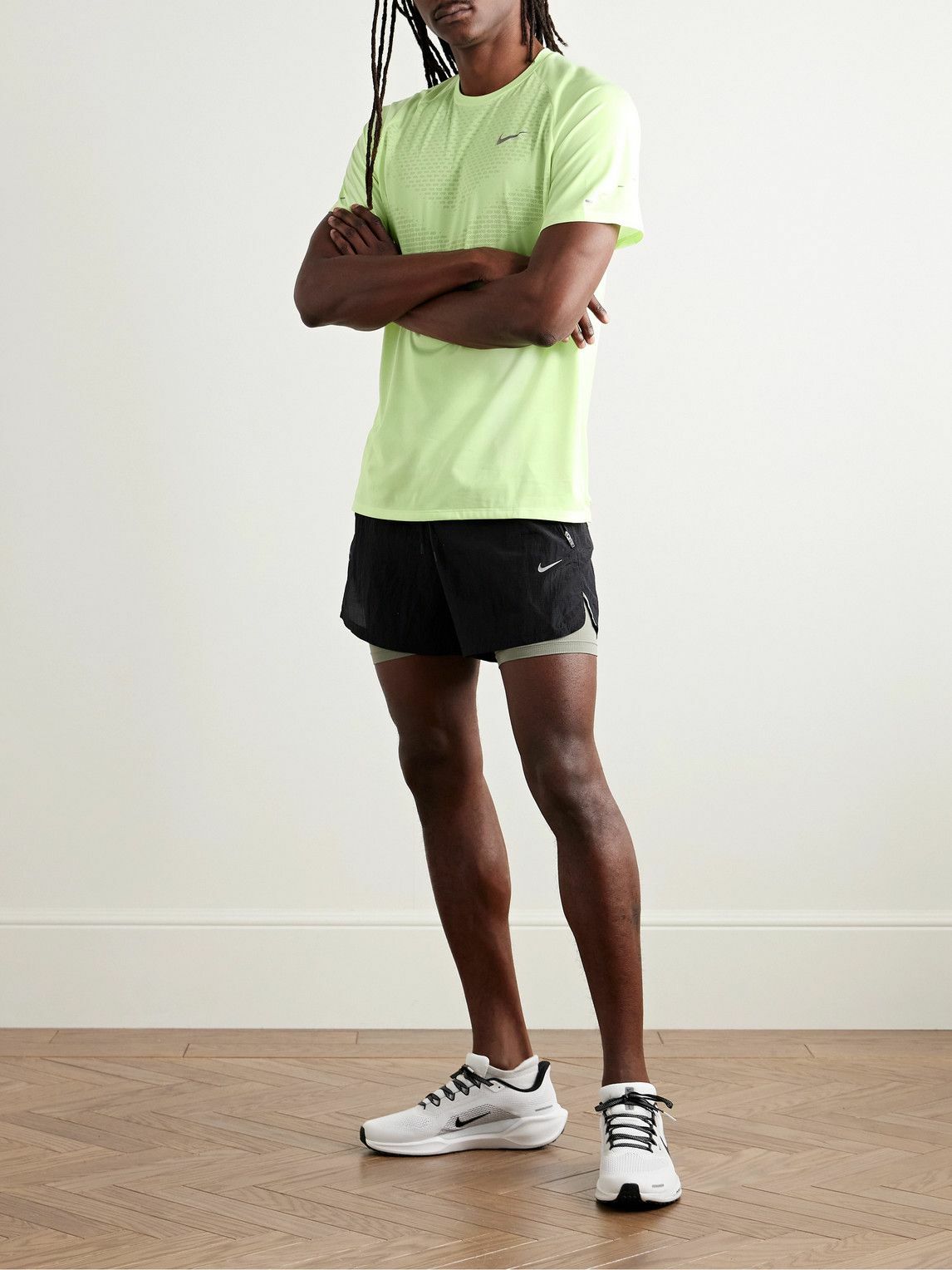 NIKE RUNNING - Stride Dri-FIT ADV Mesh T-Shirt - Yellow