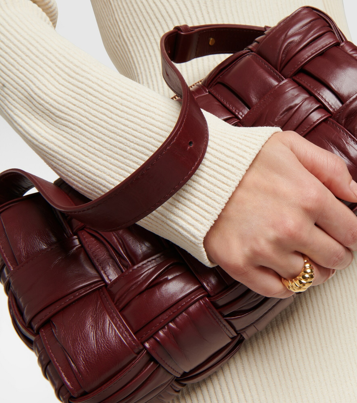 Sophie Buhai Shell Medium 18kt goldplated sterling silver ring