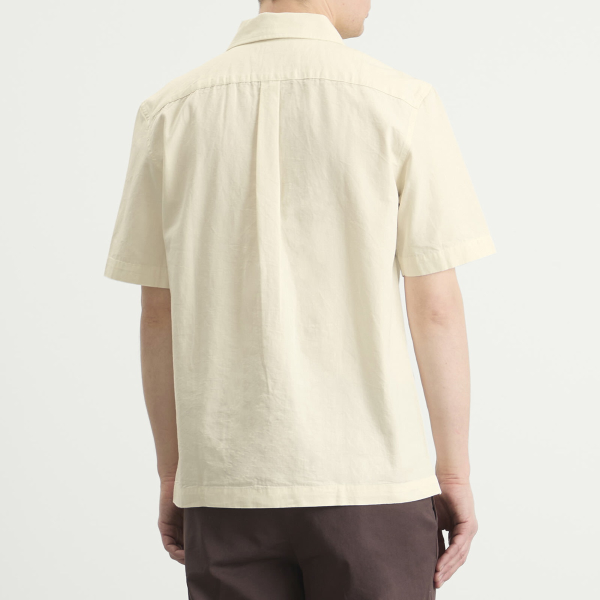 Fred Perry Men's Logo Shirt in Ecru