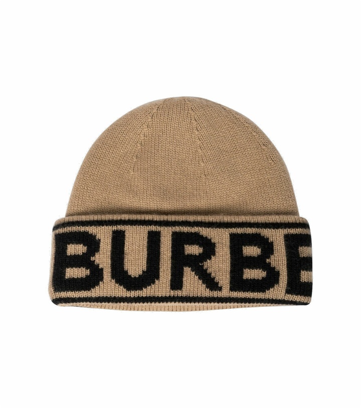 Photo: Burberry - Logo intarsia cashmere beanie
