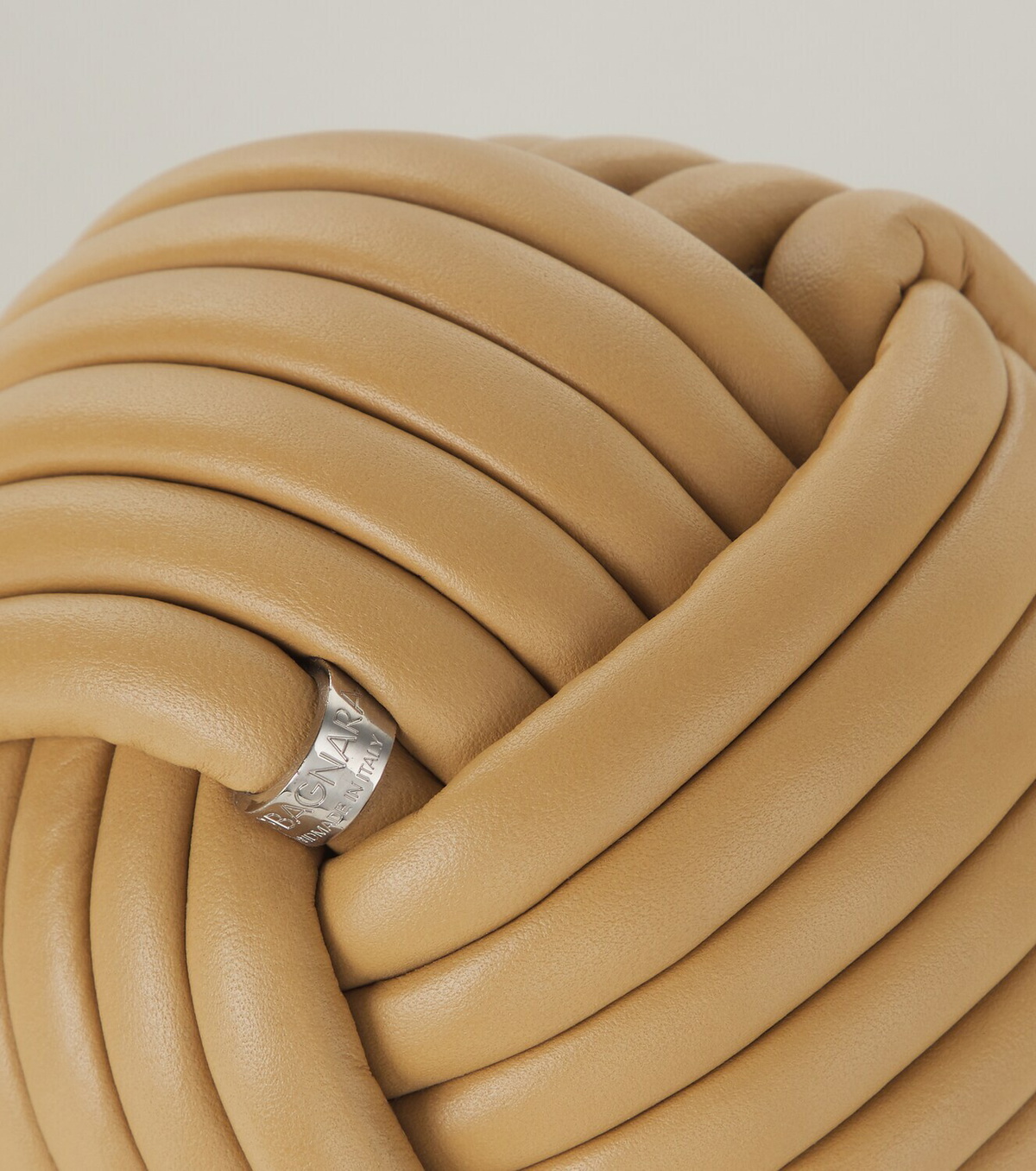 Giobagnara Nodo leather doorstop