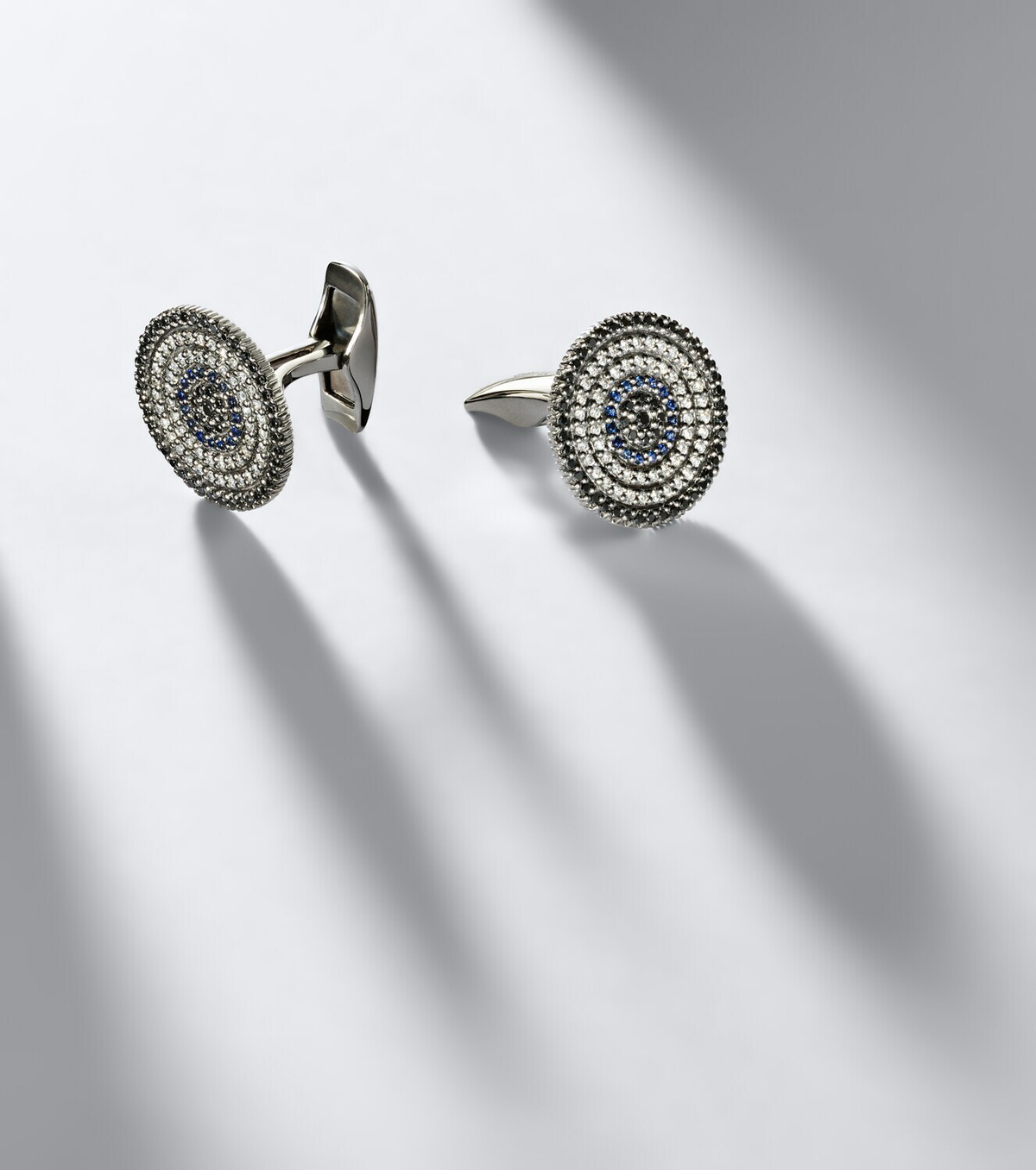 Sydney Evan 14kt white gold embellished cufflinks with diamonds and sapphires