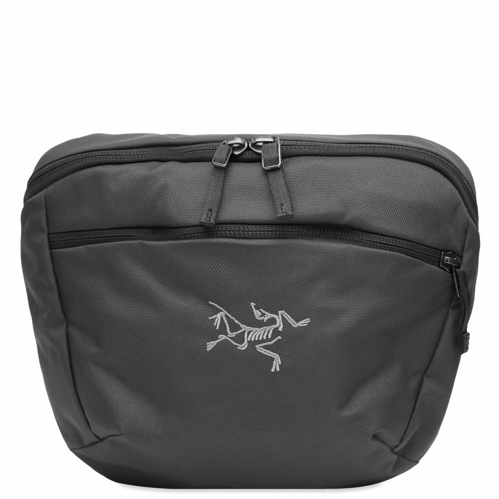 Arc'teryx Men's Mantis 2 Waist Pack in Graphite Arc'teryx