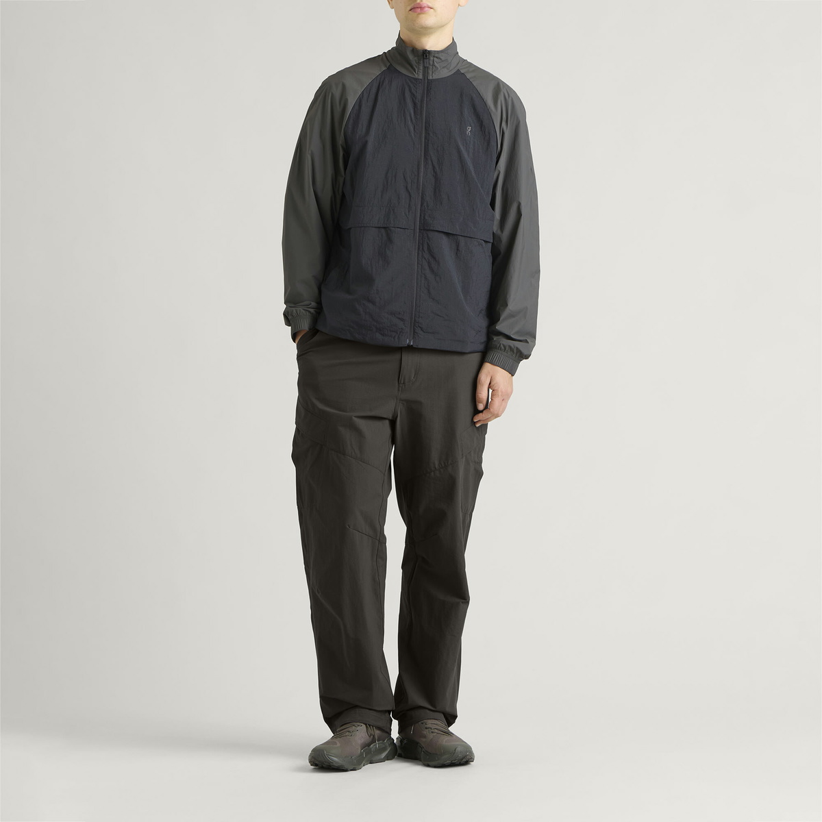 ON Men's Trek Pants in Espresso