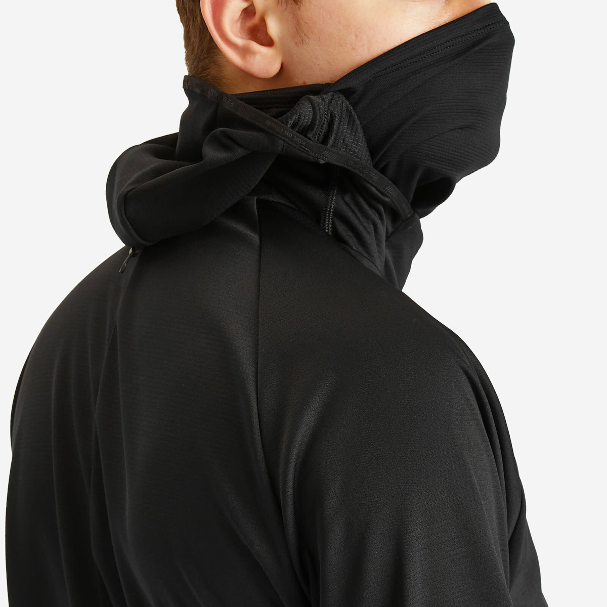 ON Men's Climate Zip Hoodie in Black