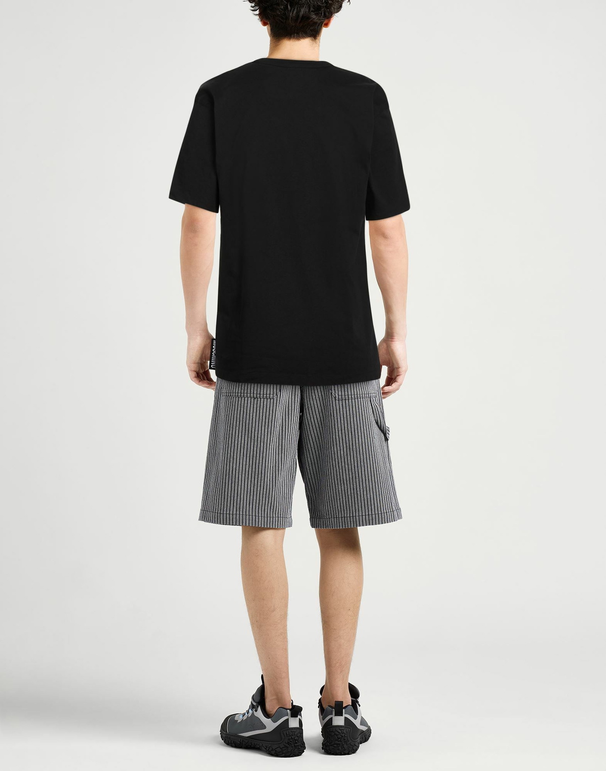 Dries Van Noten Mens T-shirt in Black