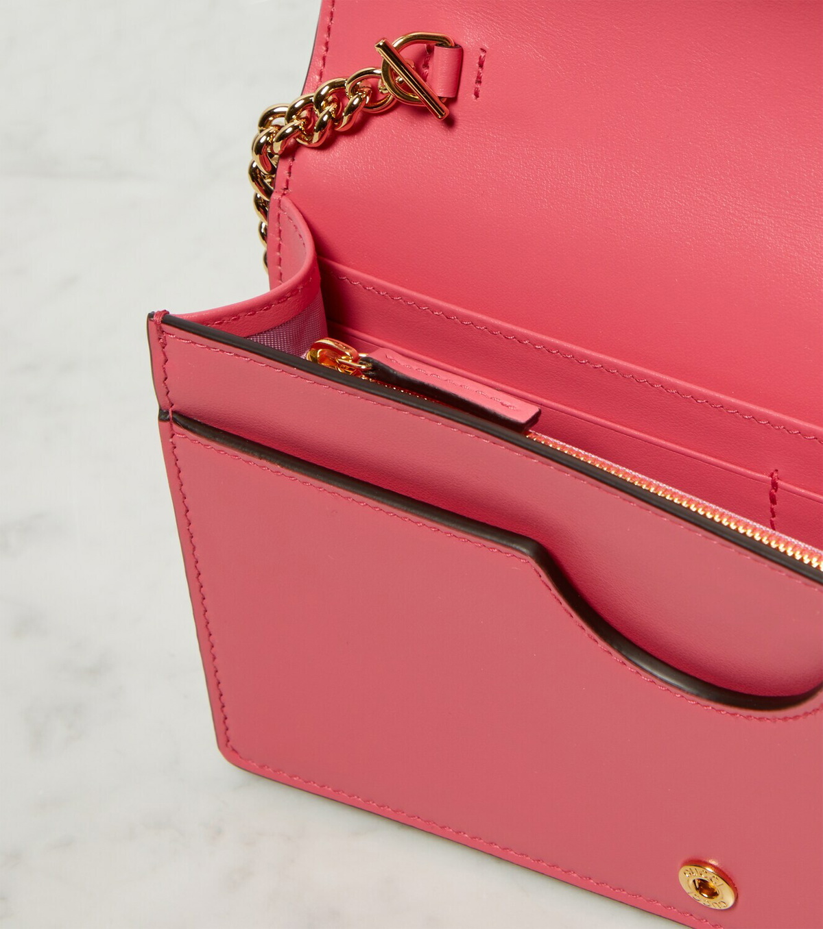 chain wallet in pink and white textured matelassé leather