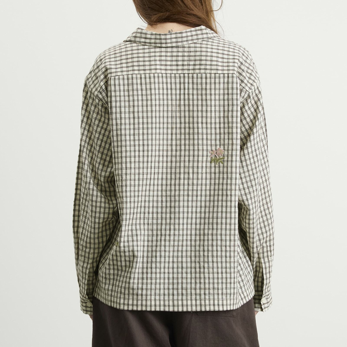 Story mfg. Women's Greeting Shirt in Interrupted Beads