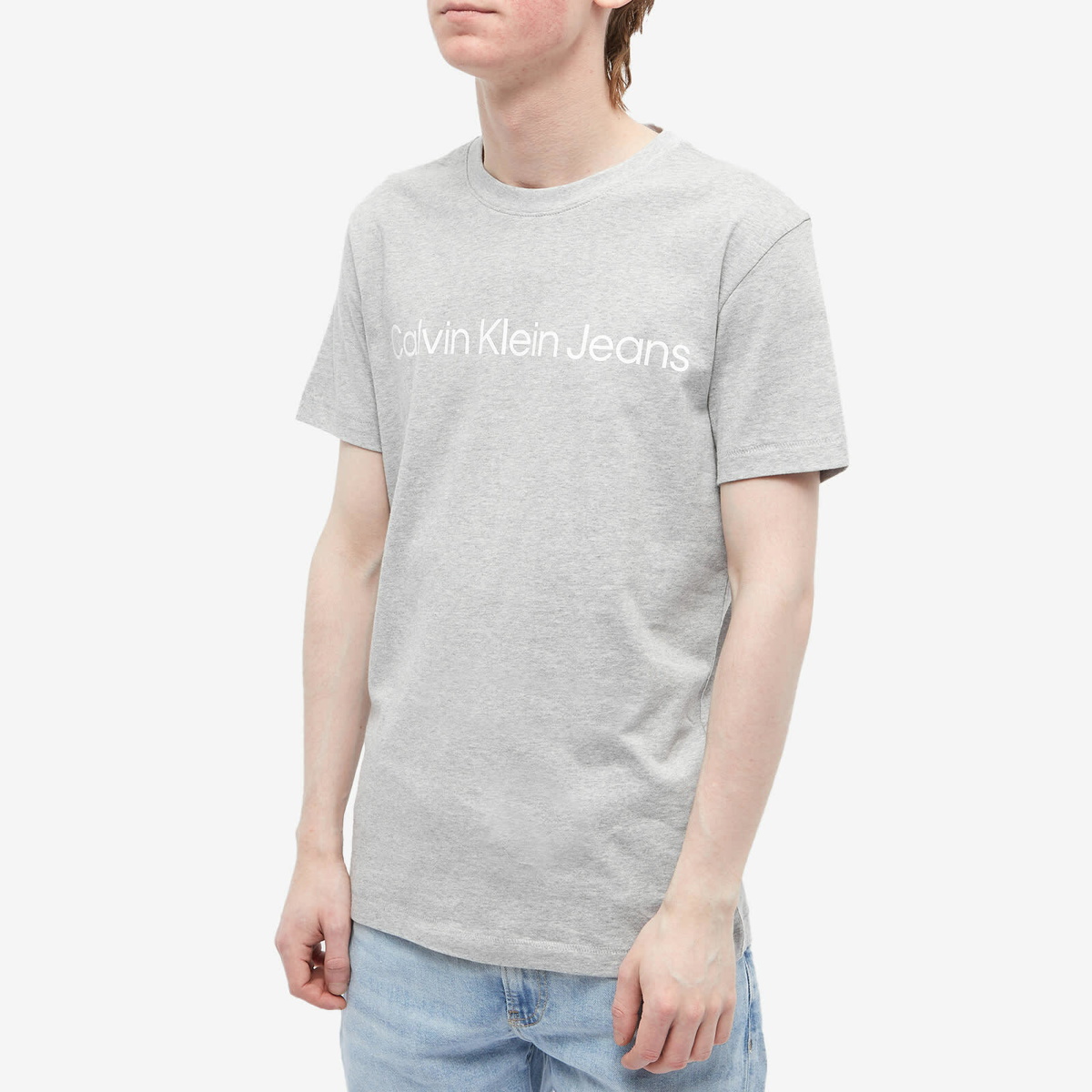 Calvin Klein Men s Institutional Logo Slim T Shirt in Light Grey