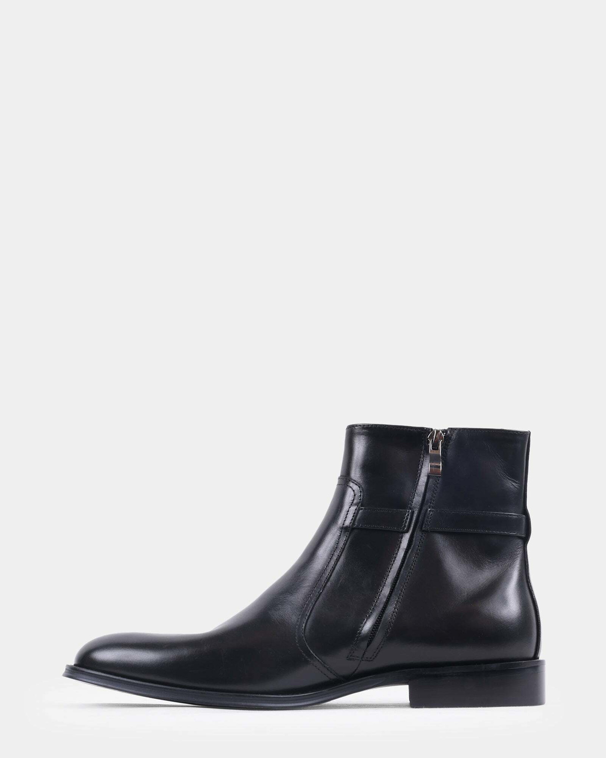 Steve Madden Clawson Boots in Black